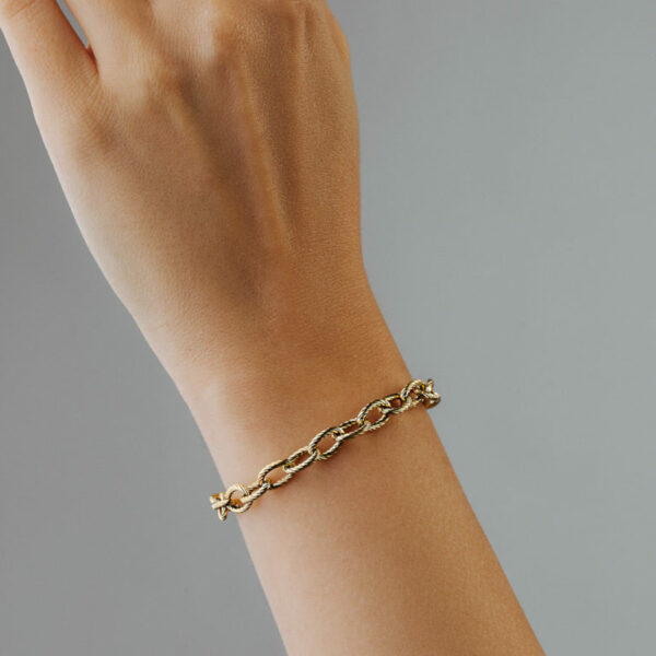 Armband-Chain-Gold-Fourth-Dimension-people3